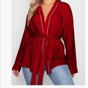 CUTE WRAP SHIRT ♥️